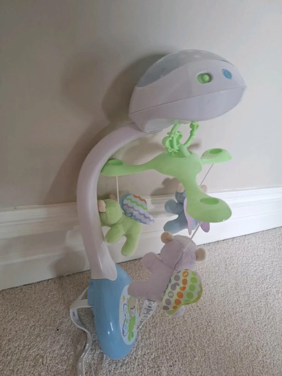 Babys mobile and projector