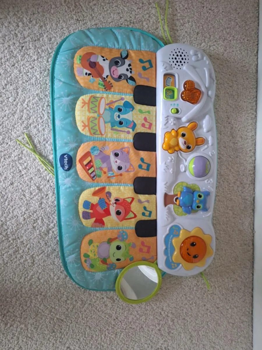 Baby Play & Dream Kick Piano