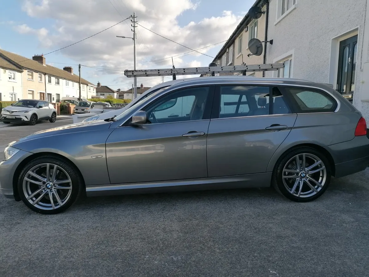 2011 BMW 318D - Image 3