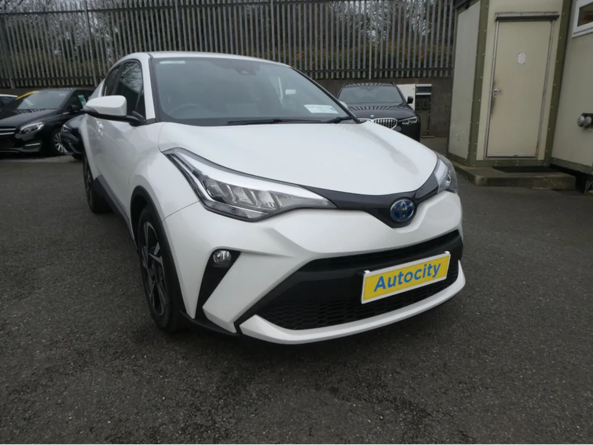 Toyota C-HR HYBRID SPORT 4DR AUTO 72kw - Image 1