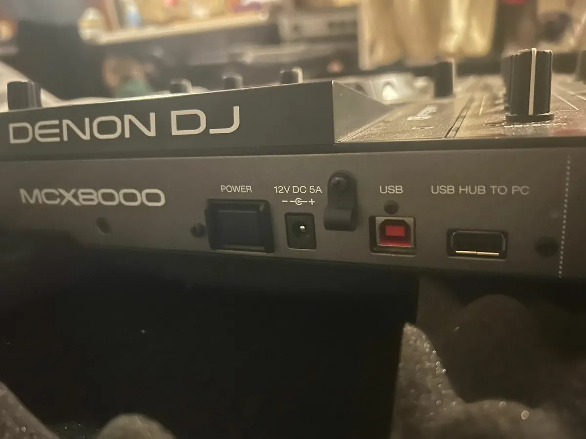 Demon mcx8000 stand alone decks - Image 2