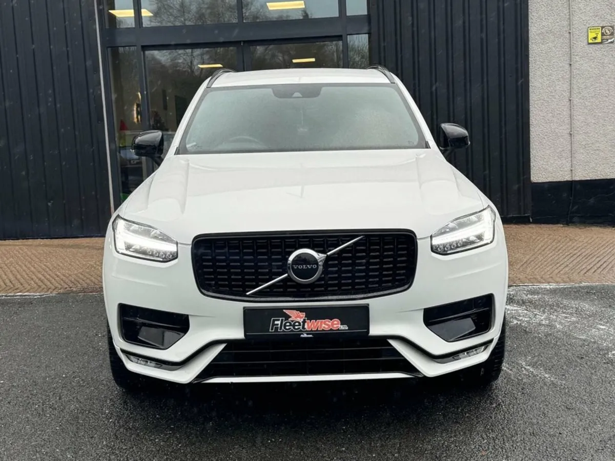 2.0 B5 MHEV R-Design SUV 5dr Diesel Hybrid Auto 4W - Image 2