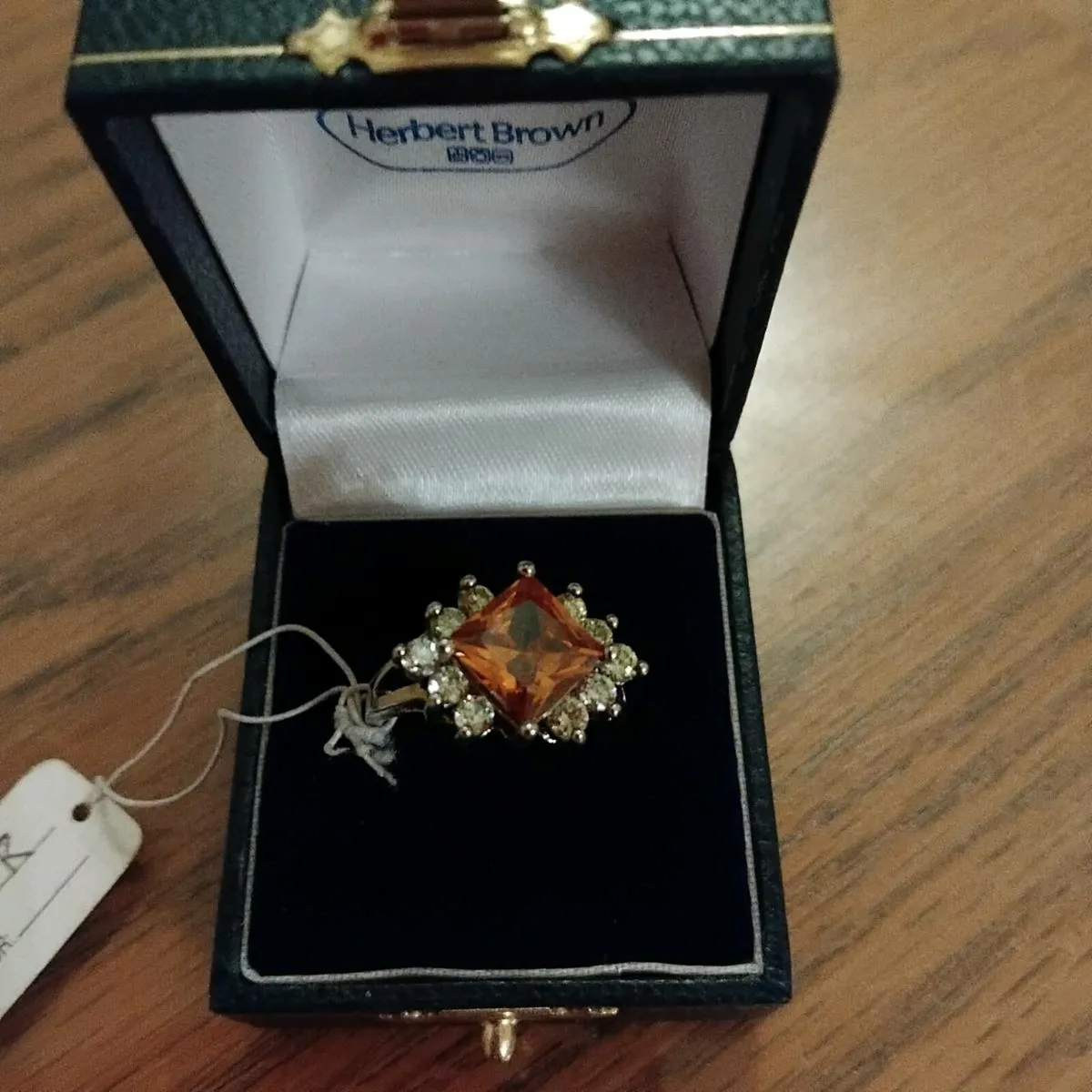 Ladies ring - Image 1