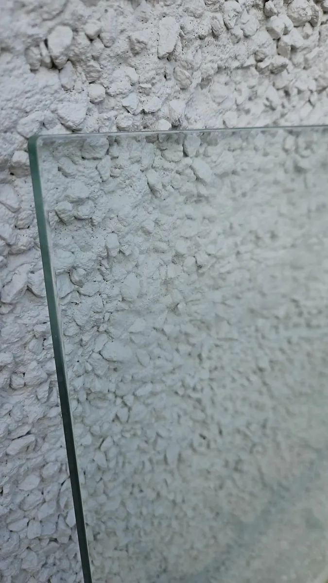 Glass sheet - Image 1