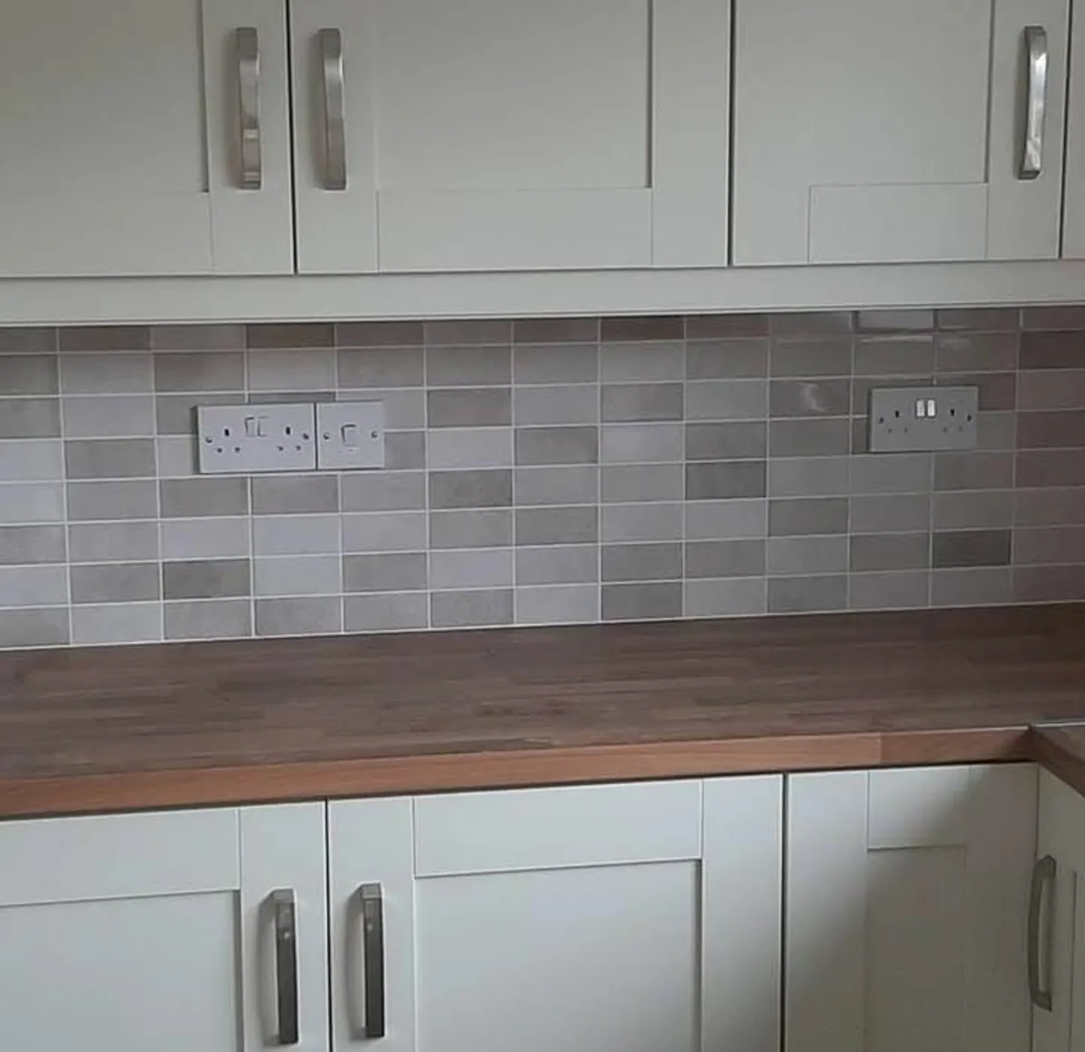 Painter and decorator available - Image 3