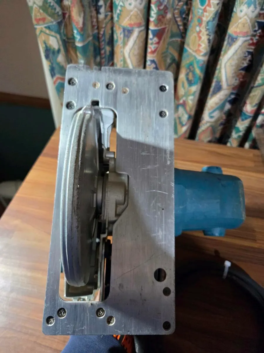 MAKITA - Circular Saw. 190mm - Image 4