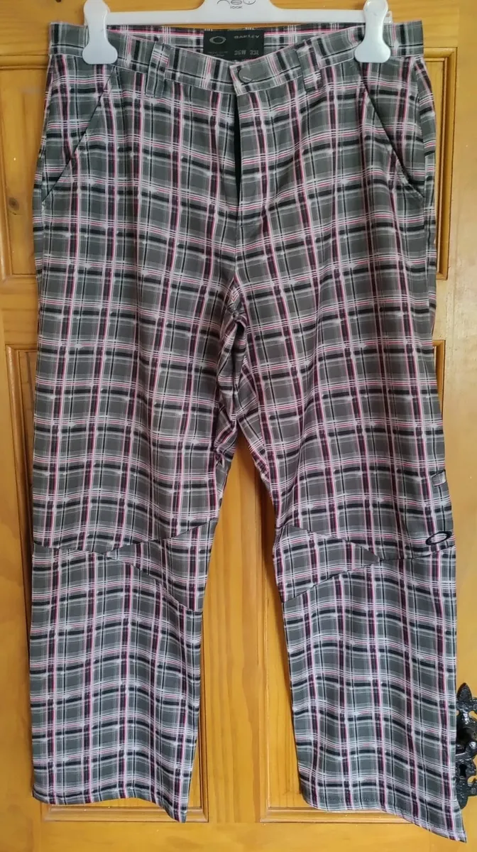 Oakley Golf Pants 36Wx30L - Image 4