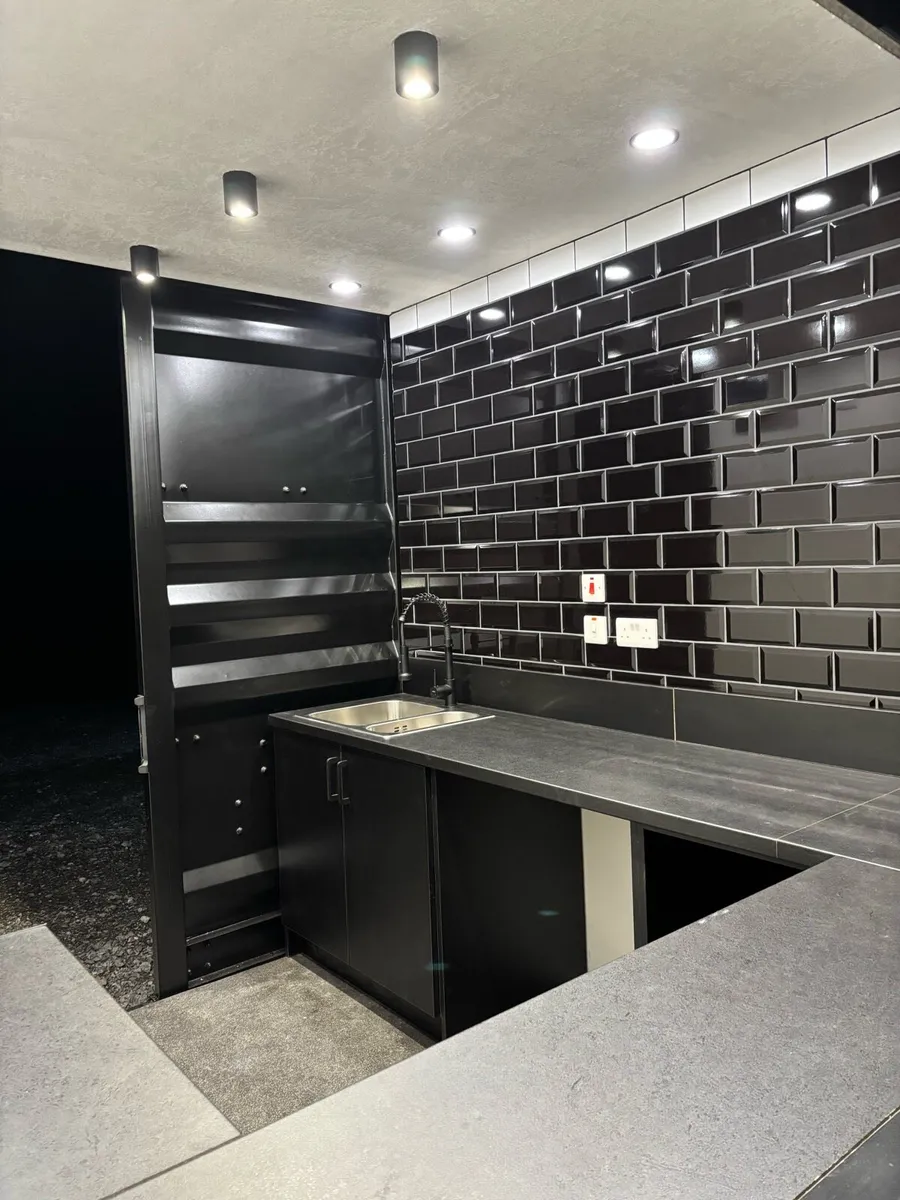 container Coffe kiosk 10ft FOR HIRE- Sale - Image 4