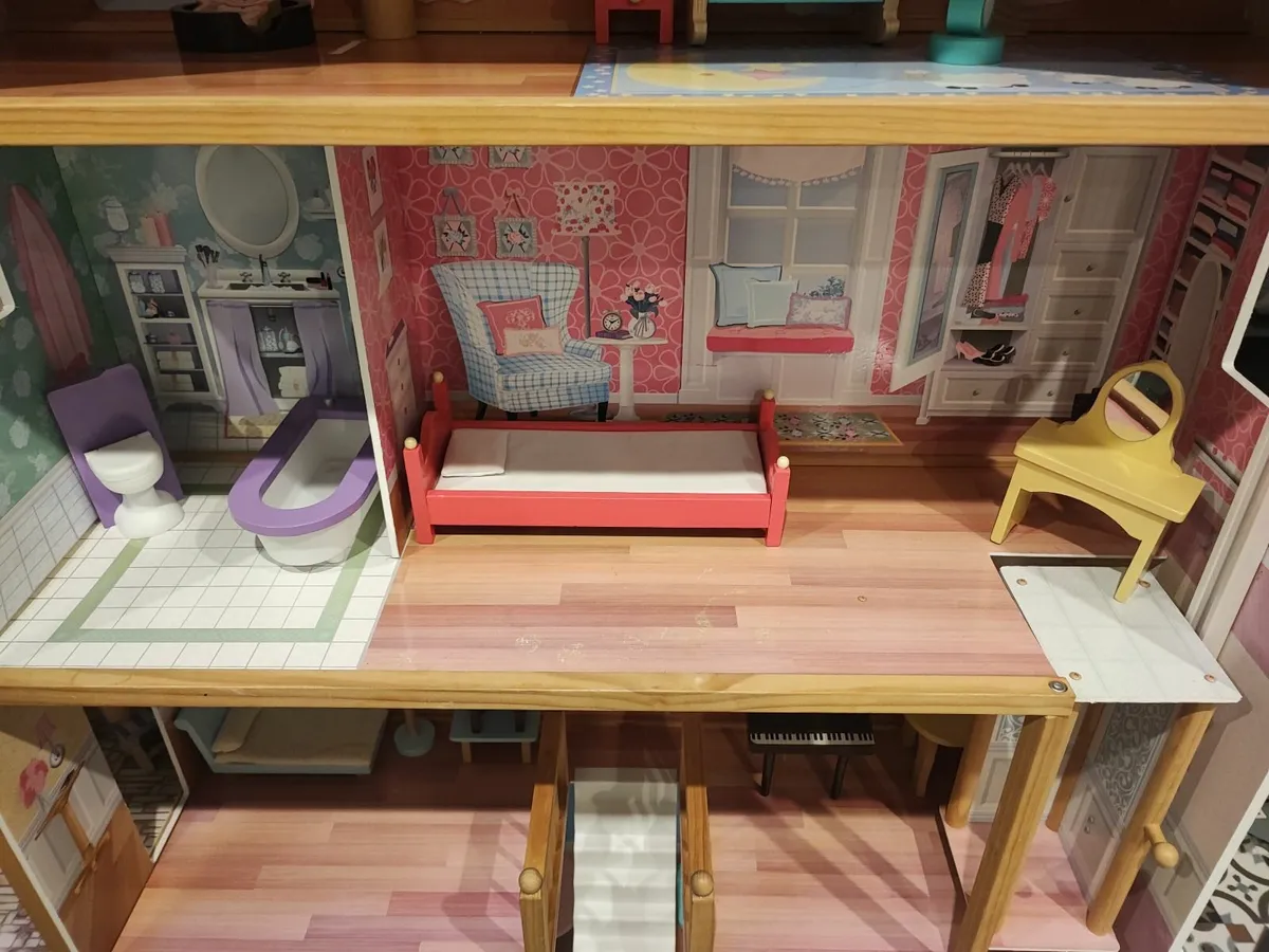 Dolls House - Image 2
