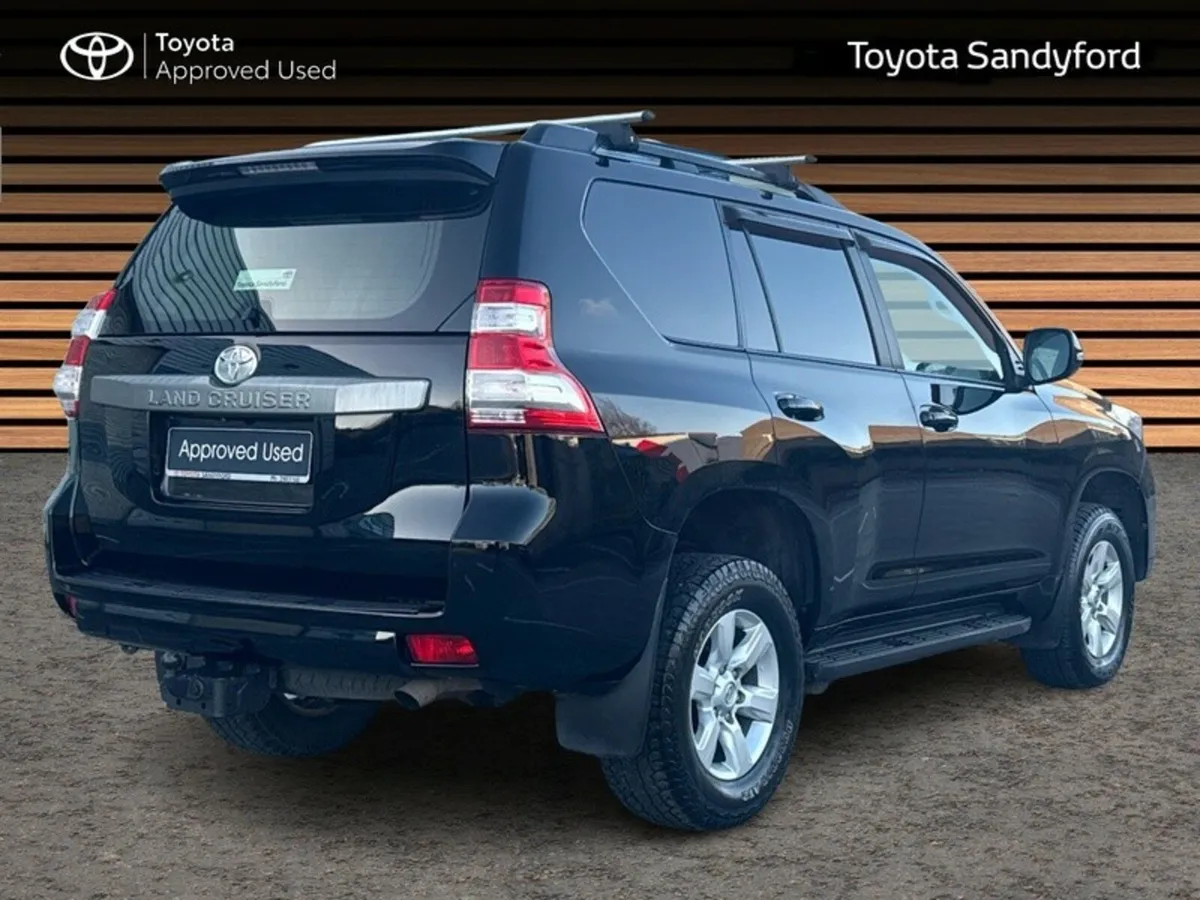 Toyota Land Cruiser LWB GX COMMERCIAL // AIR CON / - Image 2