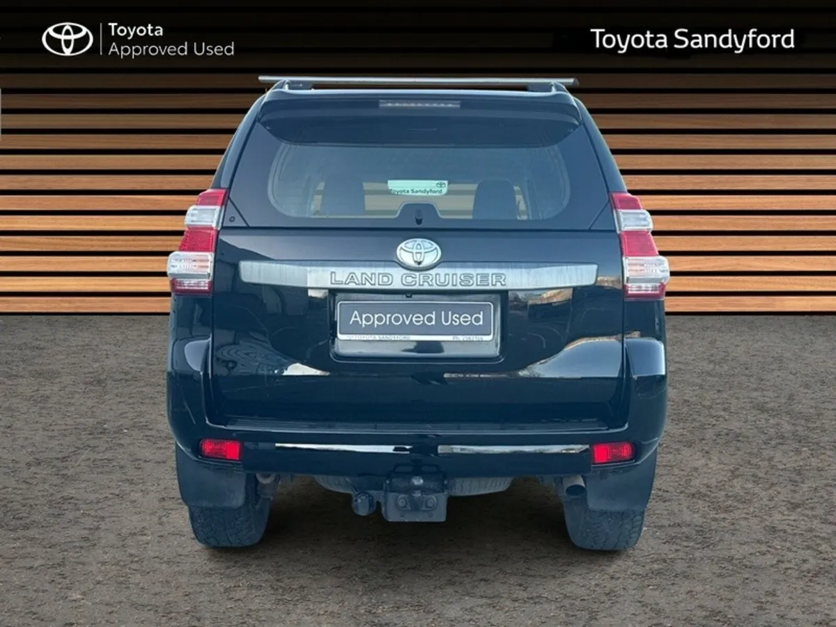 Toyota Land Cruiser LWB GX COMMERCIAL // AIR CON / - Image 4