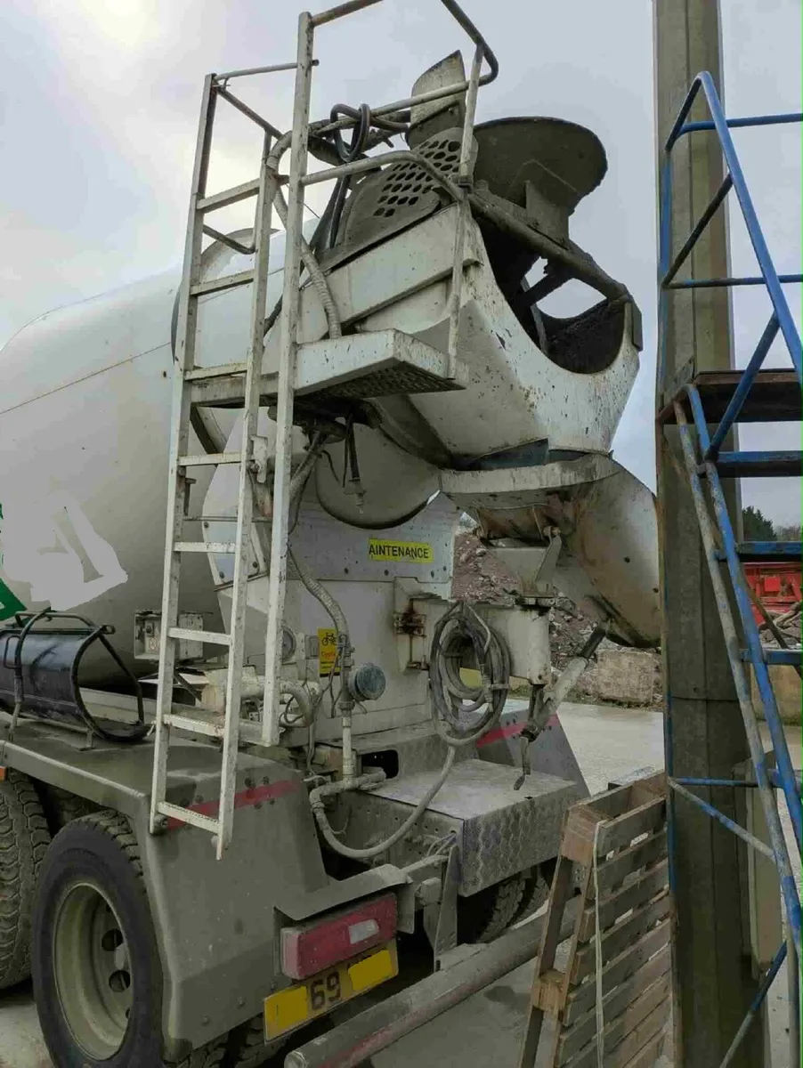 SCANIA P370 XT MIXER  ( 2019 ) - Image 4