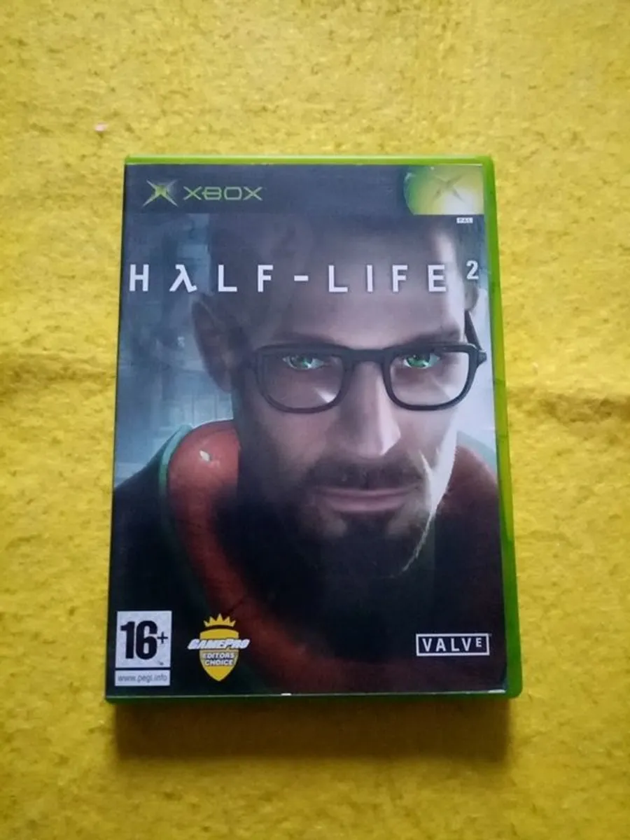 Half Life 2 Xbox Original Pal - Image 1