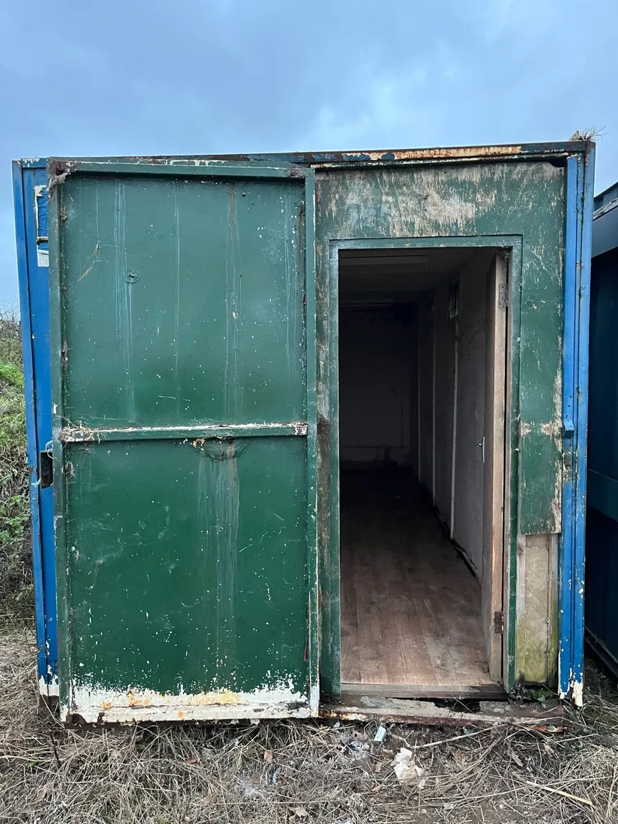 Shipping container - Image 2