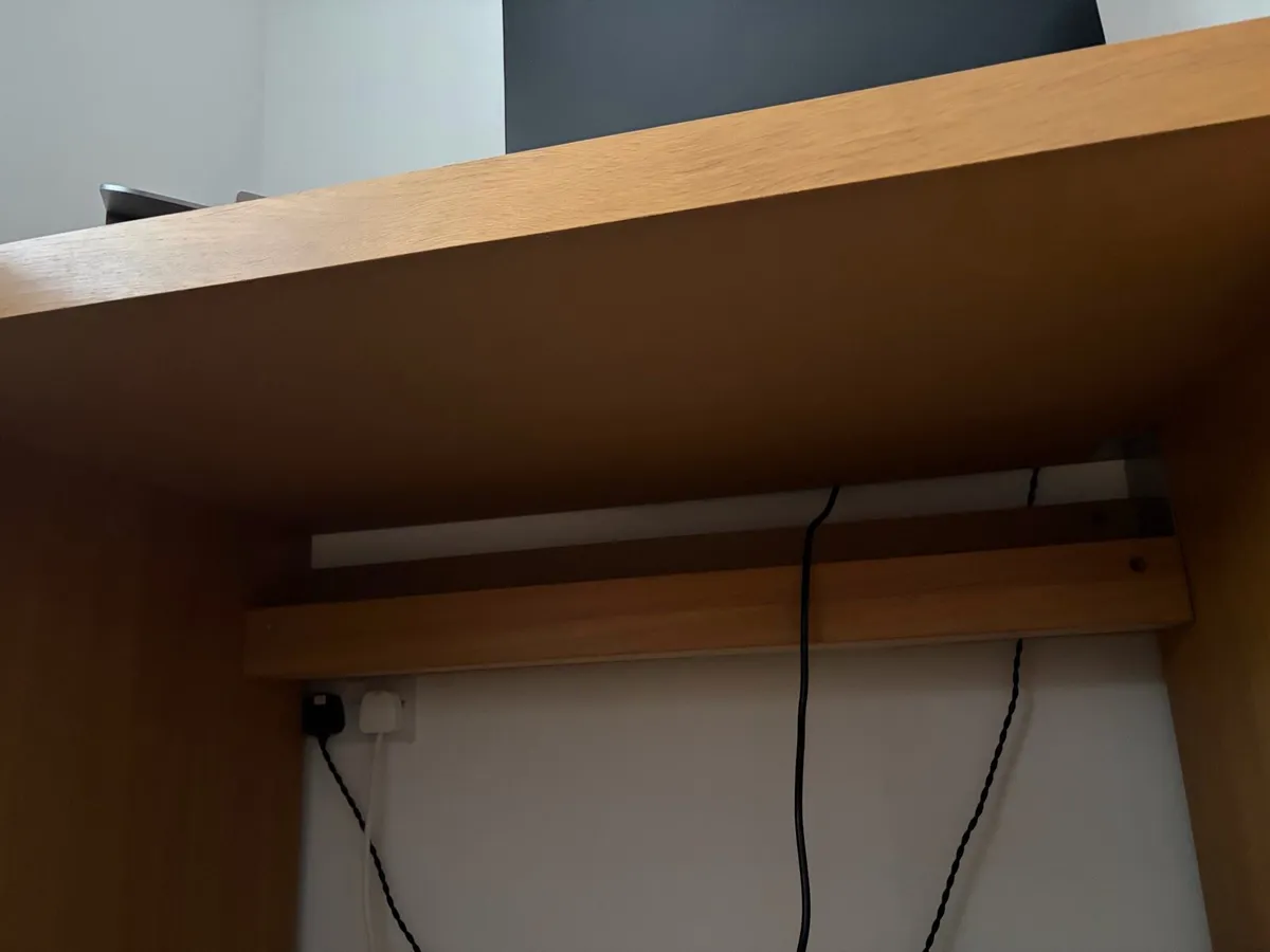 Office Desk - Image 4