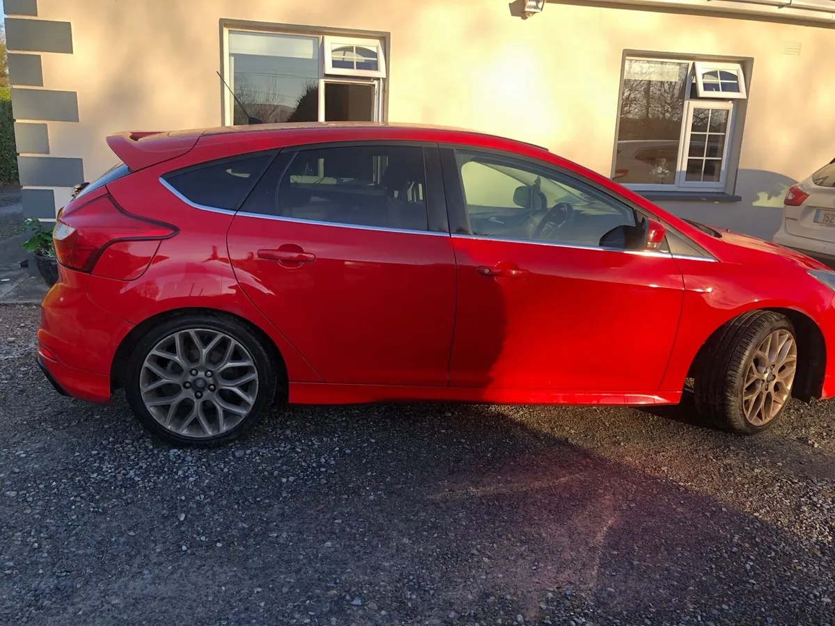 Ford Focus Eco Boost 1.0L - Image 4