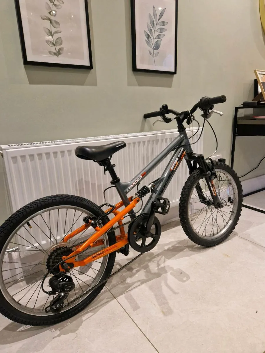 Boys 20 in bike - Image 1