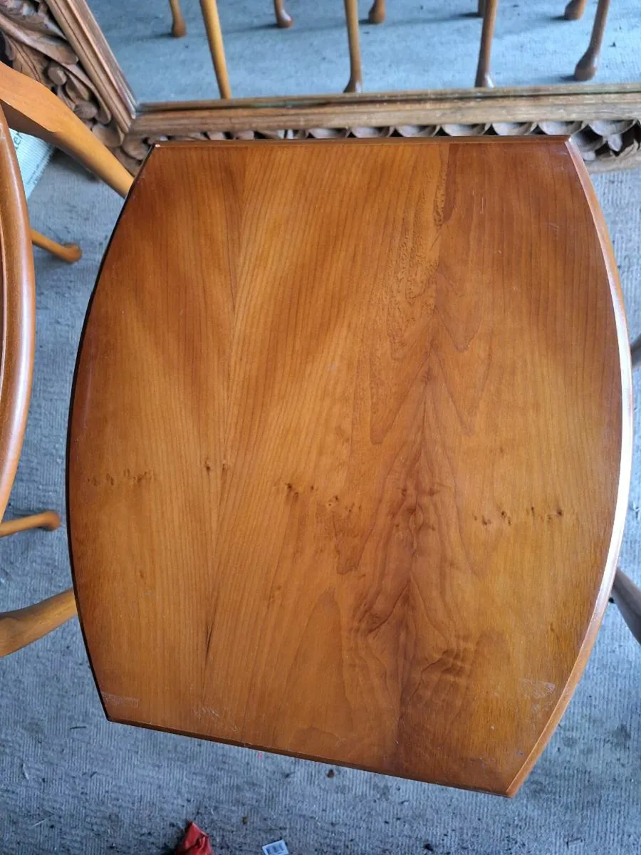 Lovely neat wooden nest of tables - Image 4