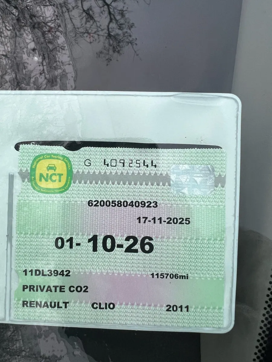 Renault Clio 1.6 Tom Tom 4DR - Image 3