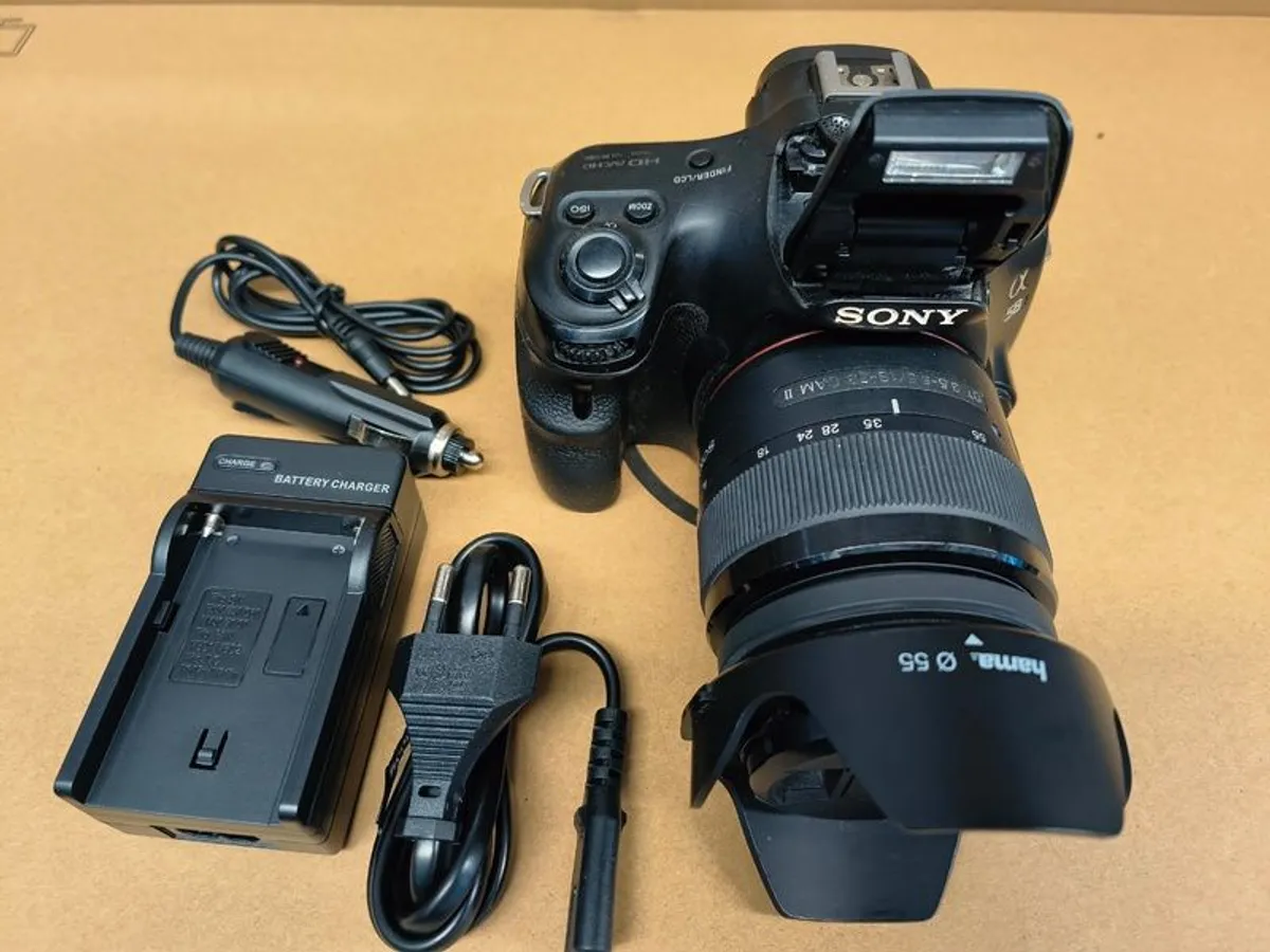 Sony Alpha SLT-A58 Digital SLR Camera - DT SAM II, 18-55mm - Image 1