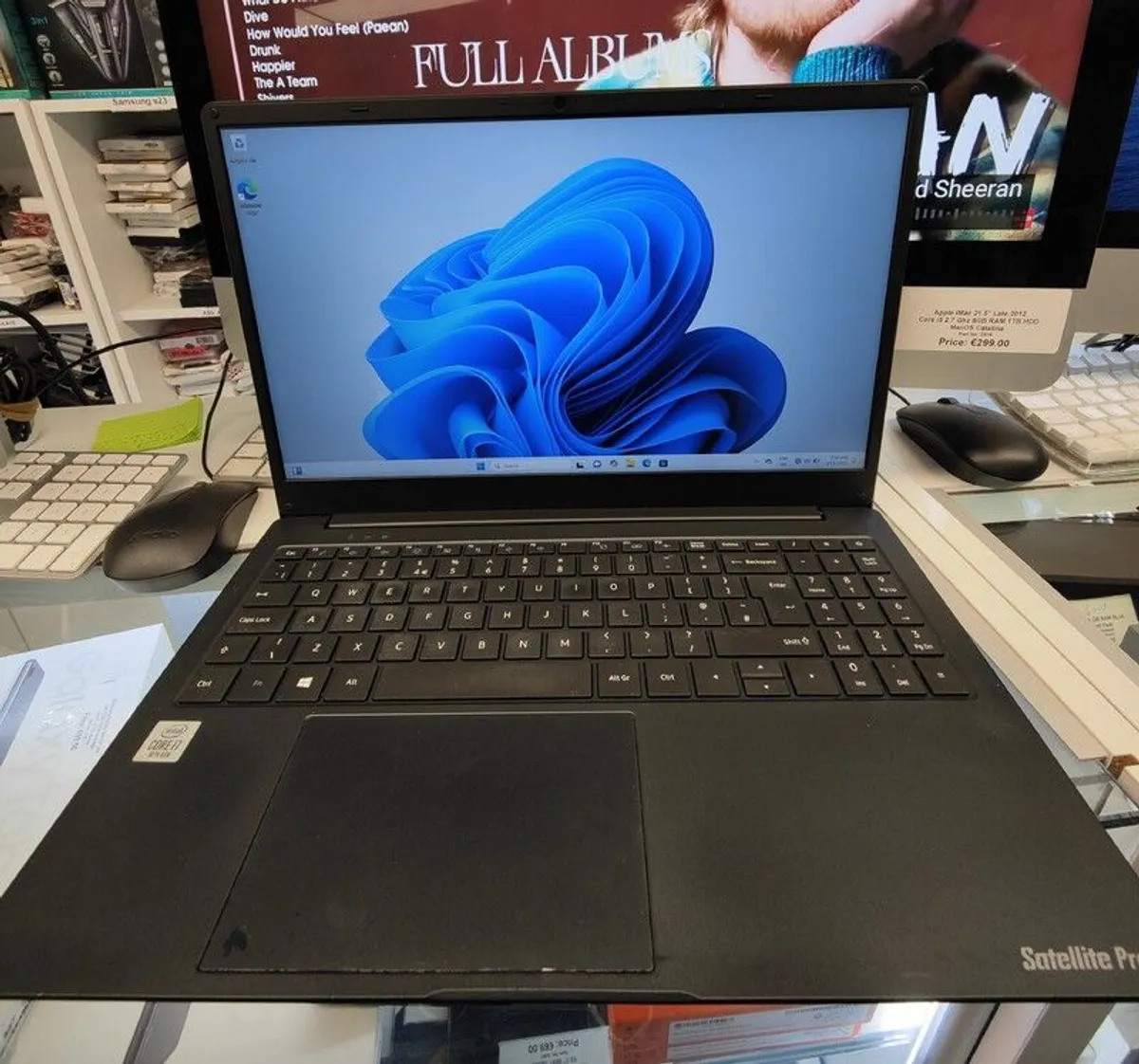 Toshiba Dynabook Satellite Pro C50 Core i7-1065G7 (10th Gen) 16GB 500GB SSD 15.6 Inch FHD Windows 11 Pro Laptop - Image 4