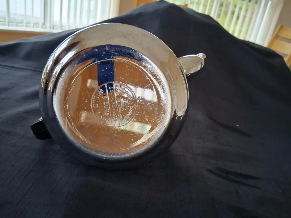 Swan Willow Ware Teapot - Image 3