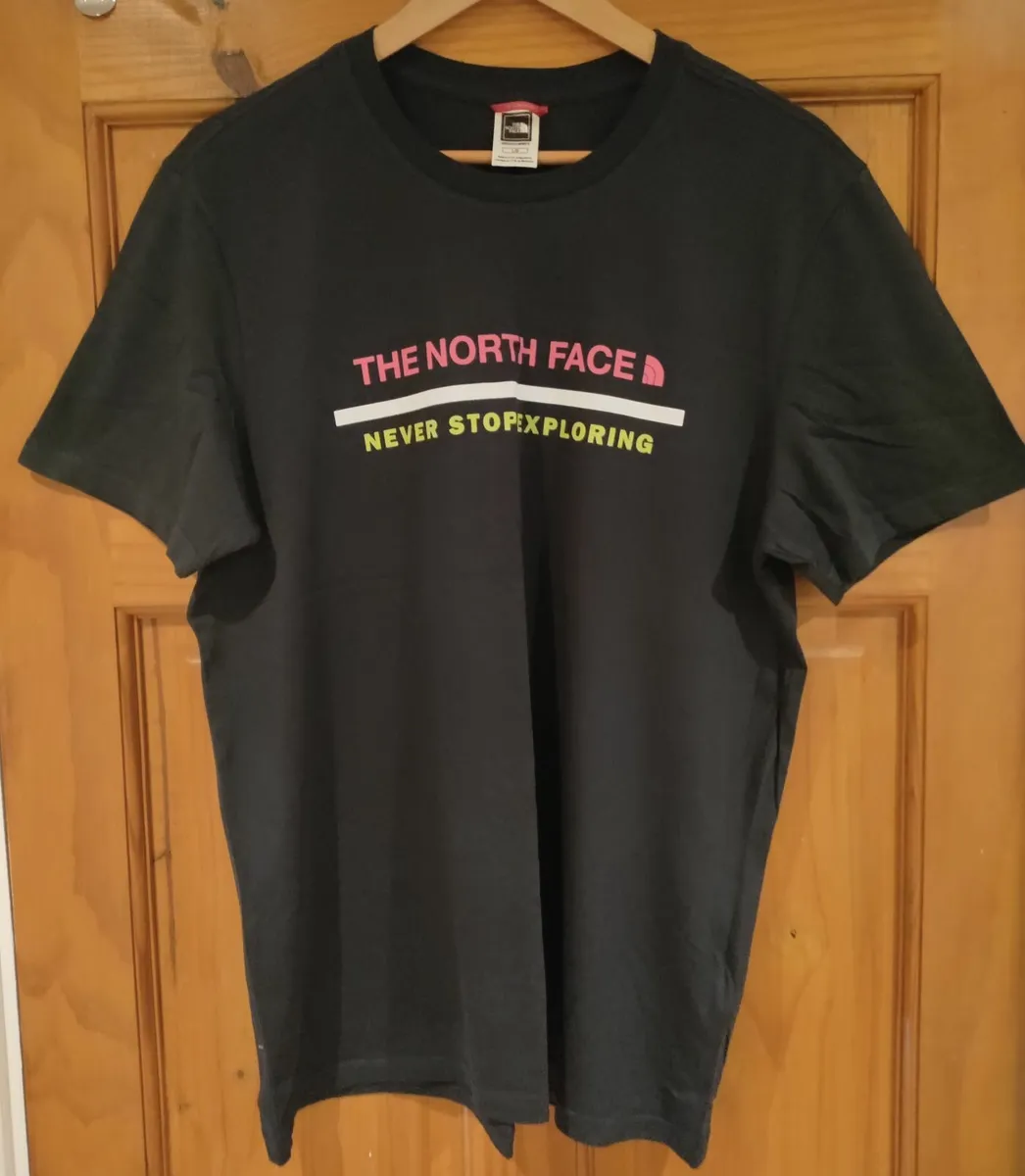 The North Face T shirt L - Image 2