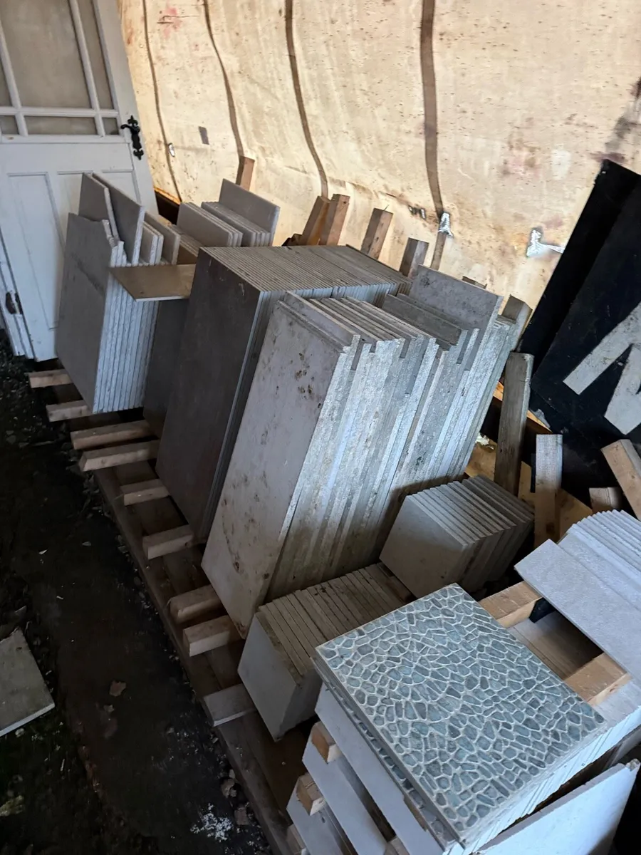 Bargain to clear floor tiles. - Image 2