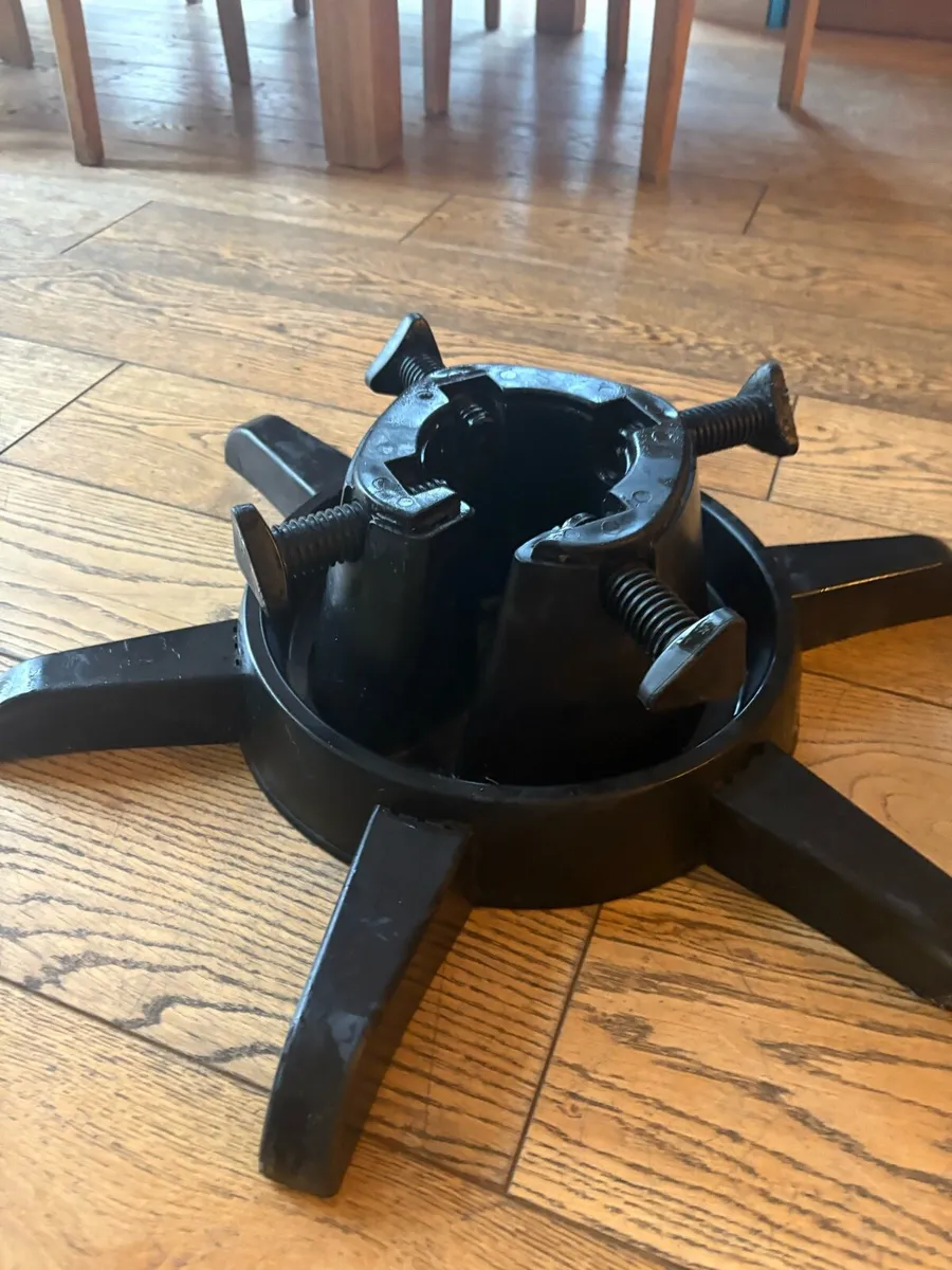 Christmas Tree Stand - Image 1
