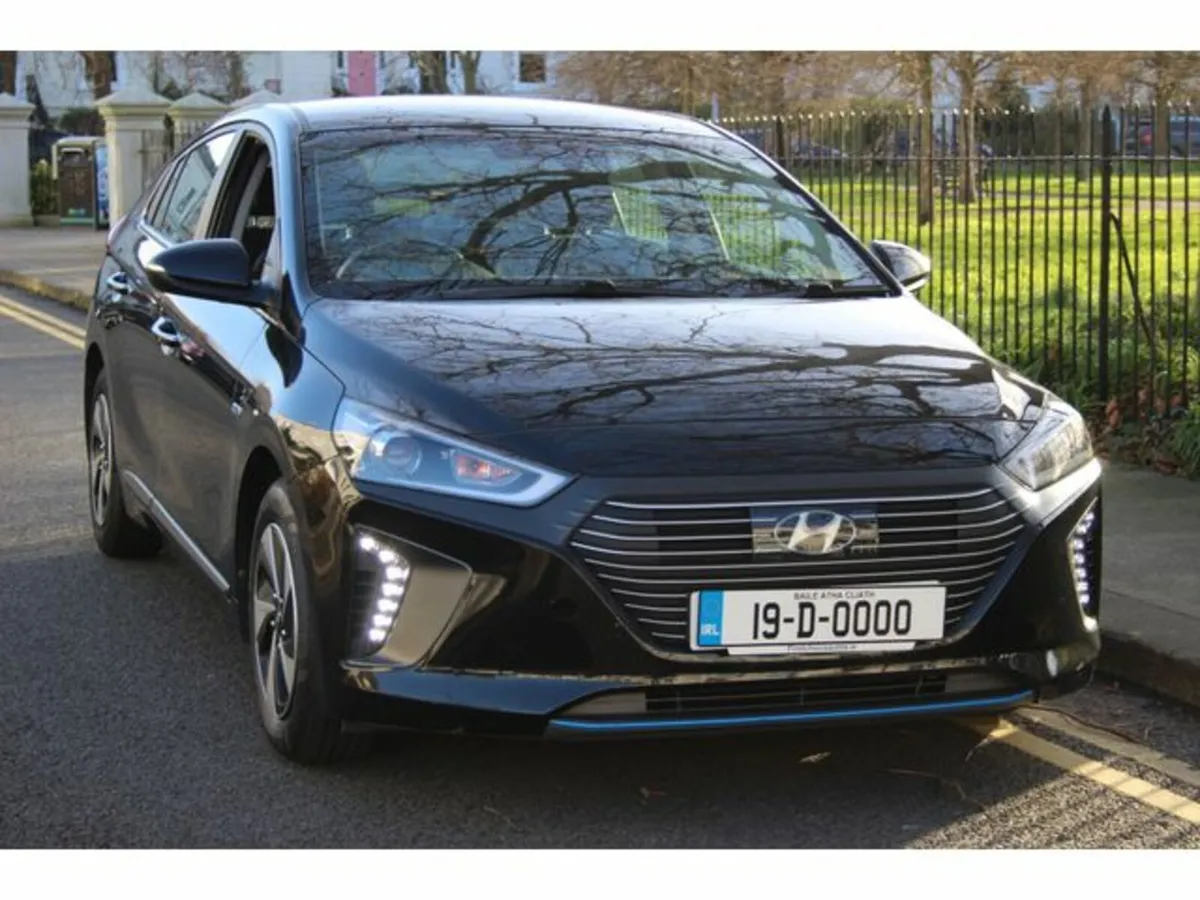 Hyundai IONIQ PREMIUM - Image 1
