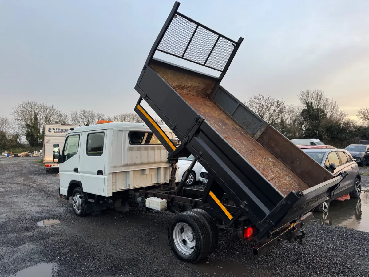 Mitsubishi fuso canter Crewcab tipper - Image 3