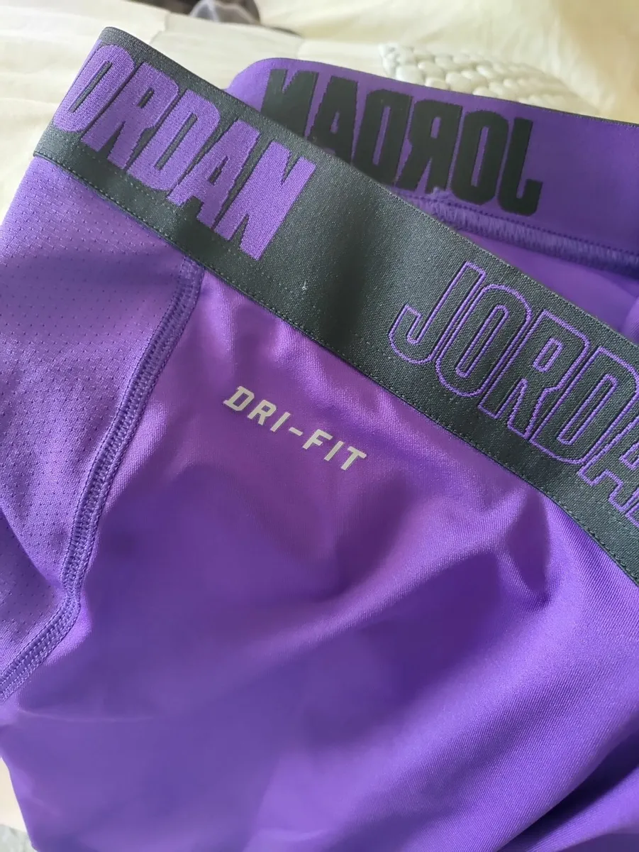Jordan Flight 3/4 leggings L New - Image 3