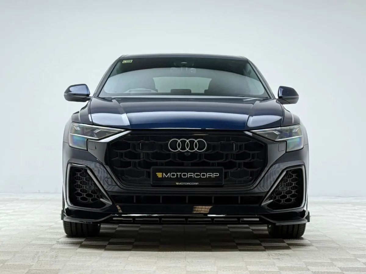 Audi Q8 55 TFSI S LINE E QUATTRO - Image 2