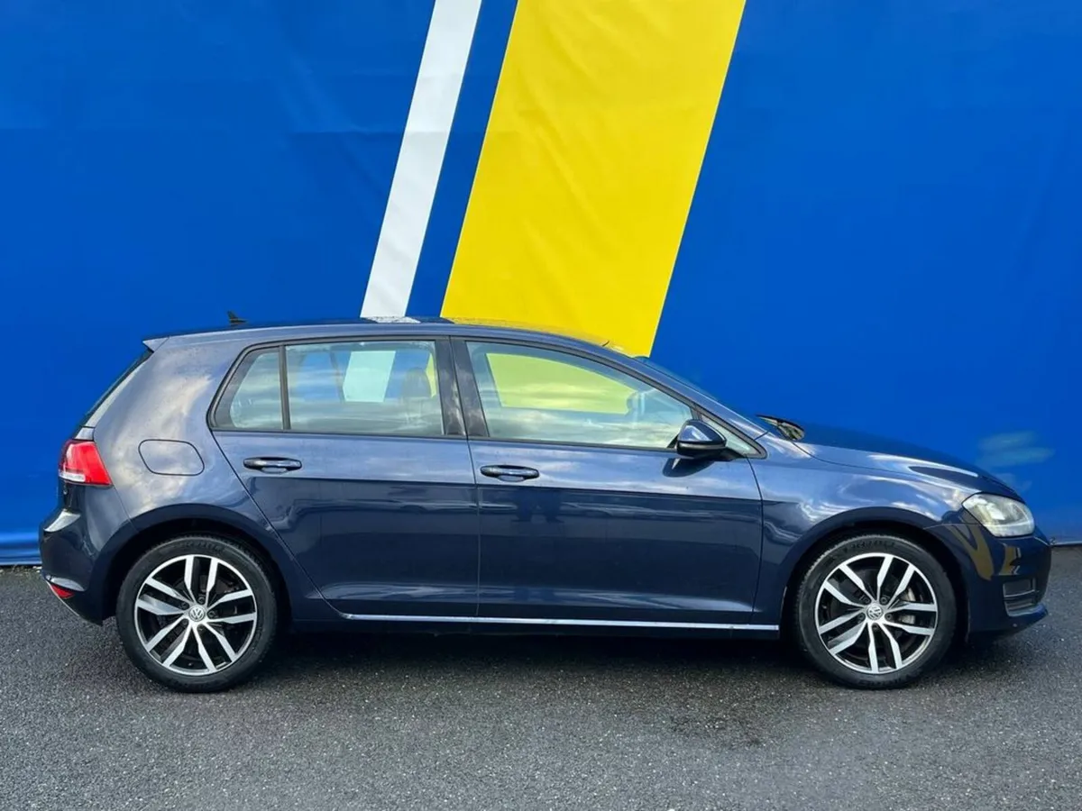 Volkswagen Golf HIGHLINE 1.4 TSI AUTO // DIAMOND C - Image 2