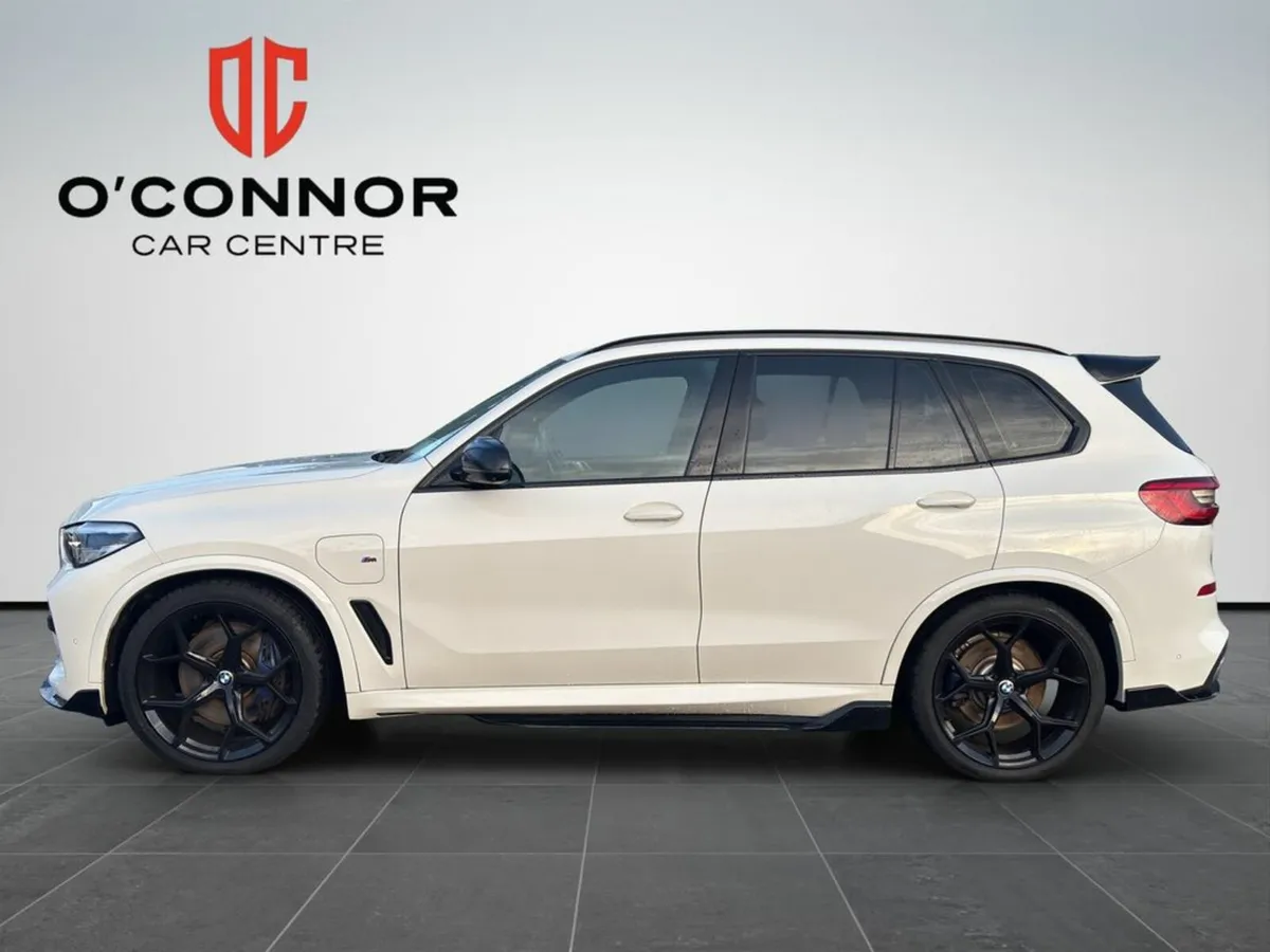 BMW X5 “Power of a 3.0, comfort of a spa, presence - Image 3