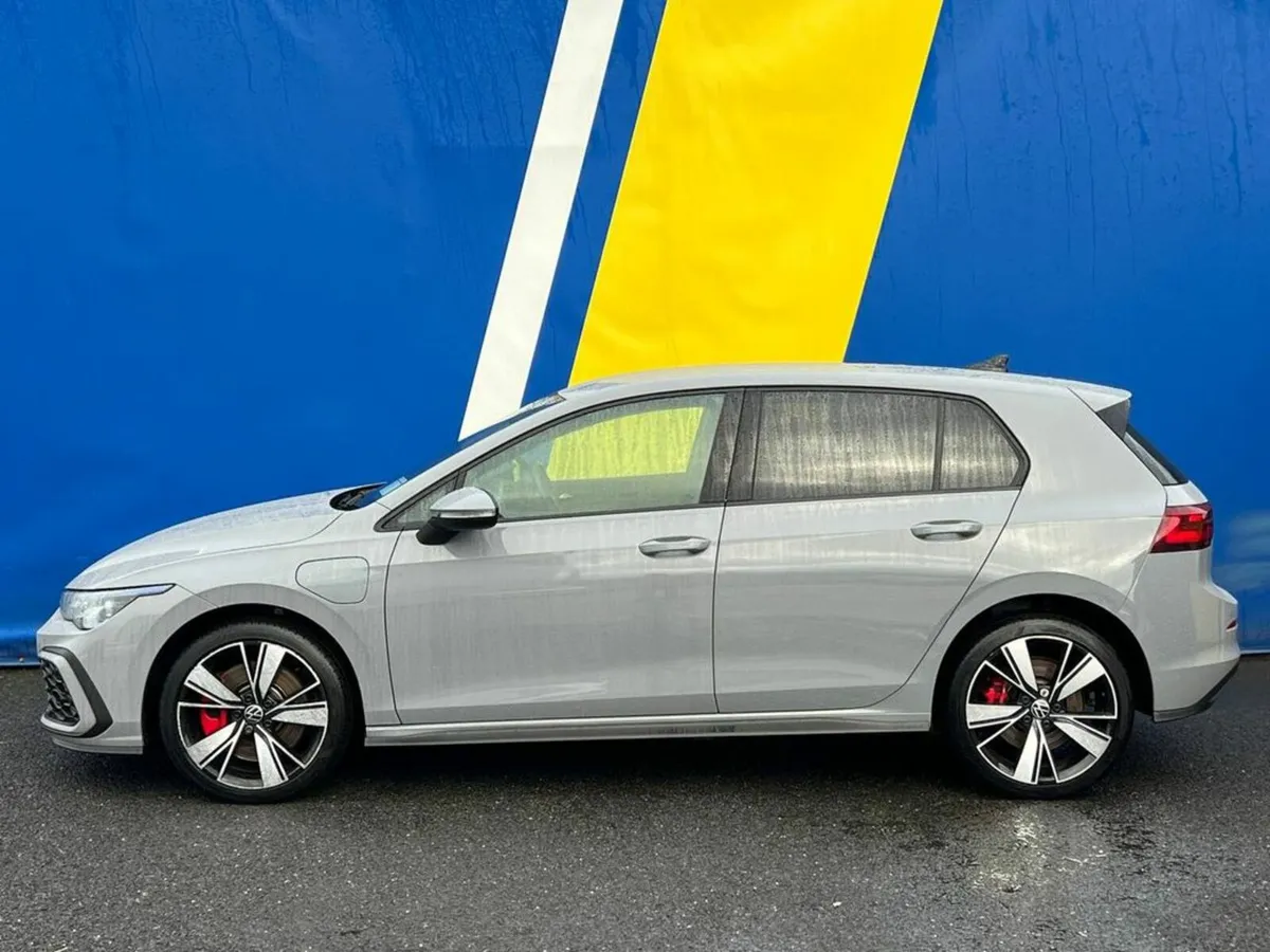 Volkswagen Golf GTE 1.5 TSI PHEV // 240 BHP // FUL - Image 3