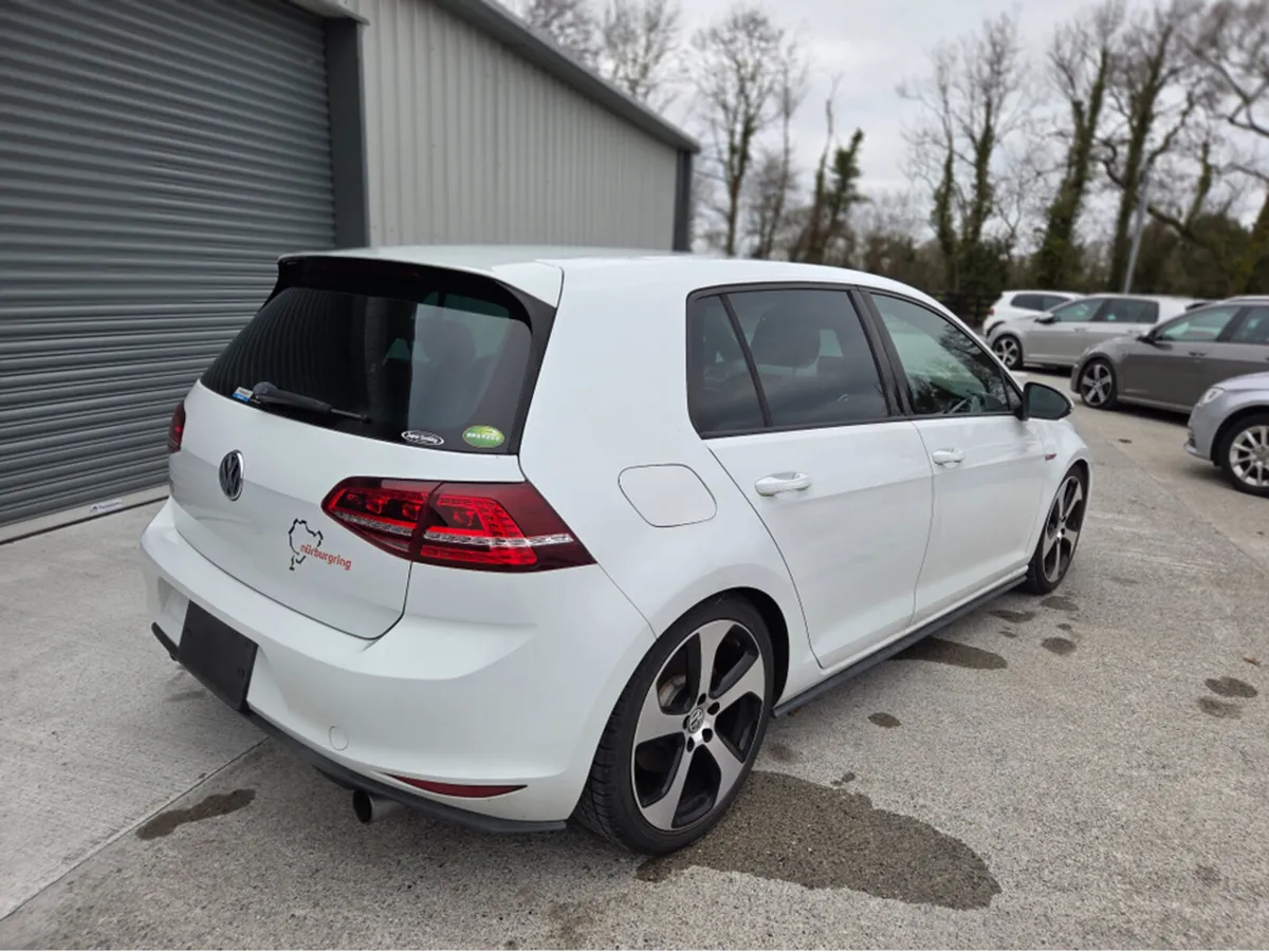Volkswagen Golf GTI DSG - Image 3