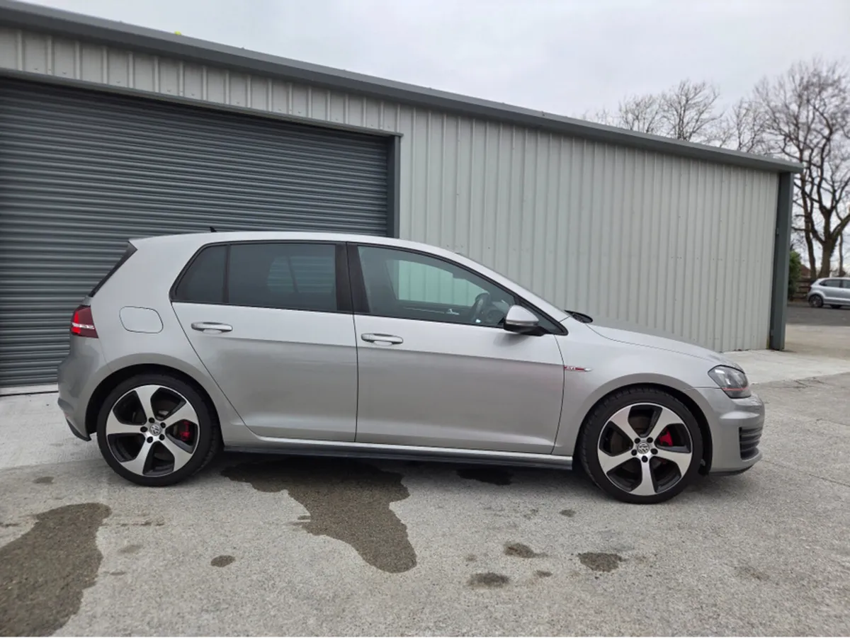 Volkswagen Golf GTI DSG - Image 3