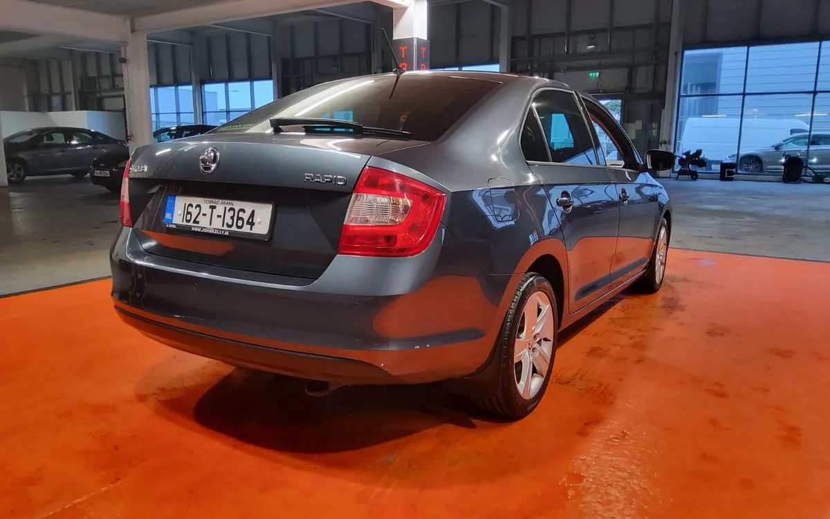 Skoda Rapid 2016 - Image 4