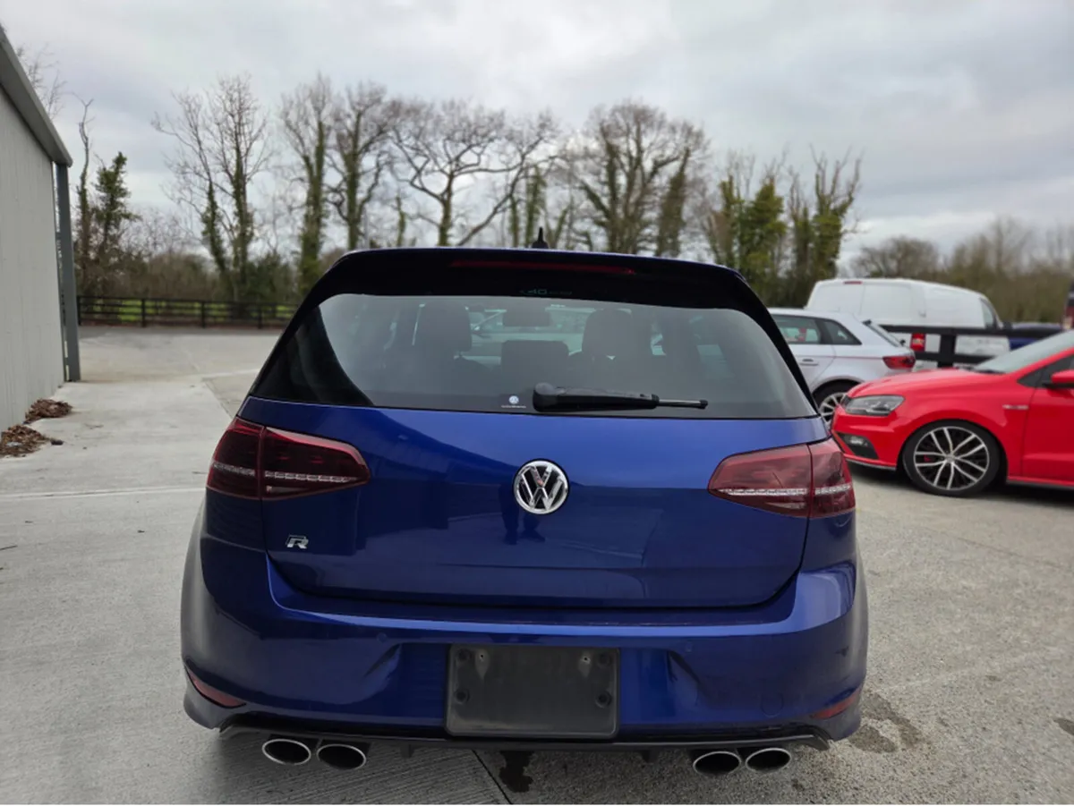 Volkswagen Golf R 2.0 TSI 4MOTION - Image 4
