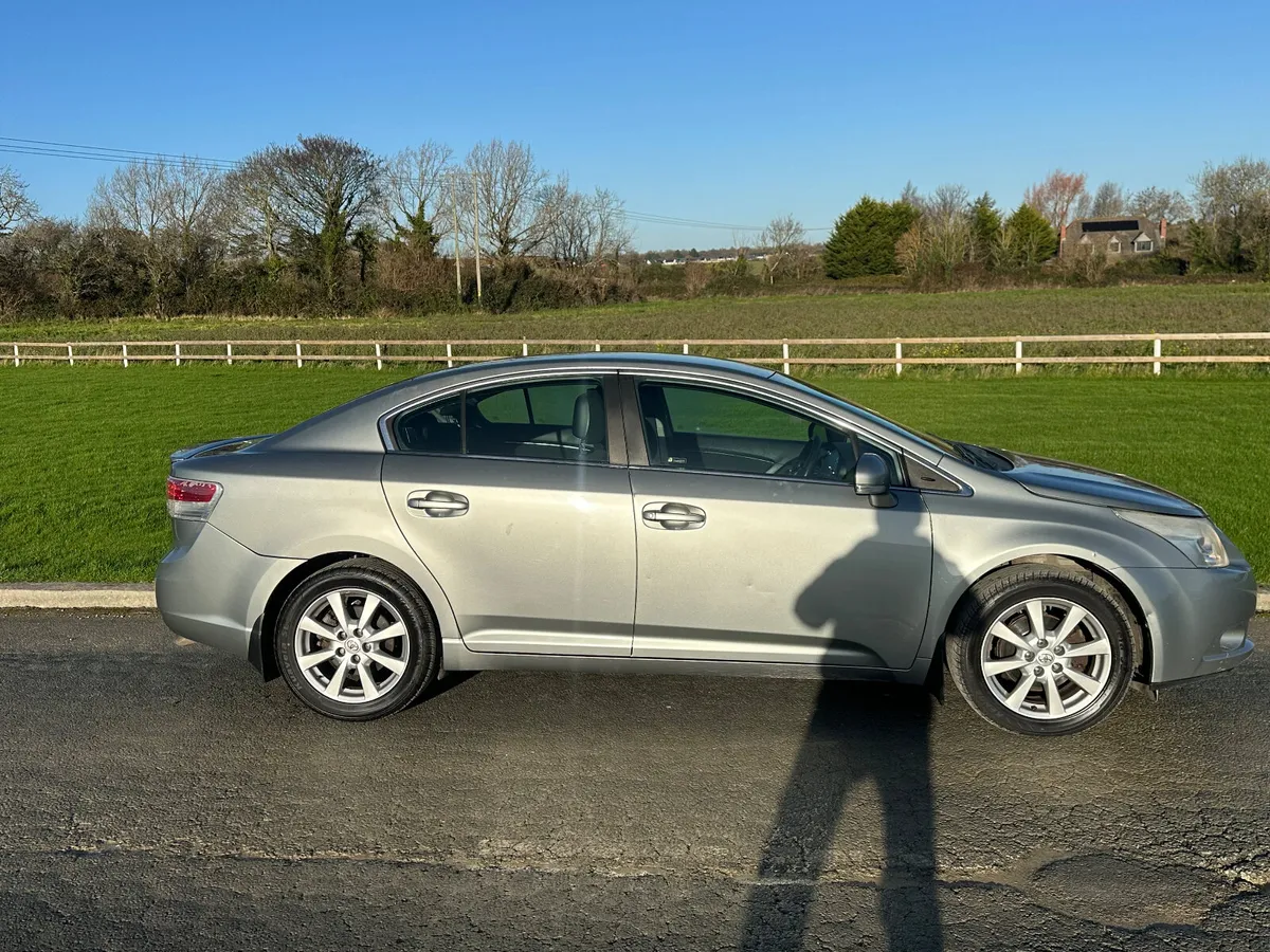 Toyota Avensis 2012 - Image 3