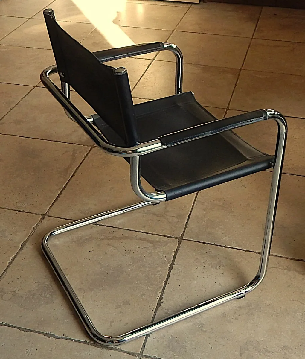 Vintage Black Leather and Chrome Metal Chair - Image 2