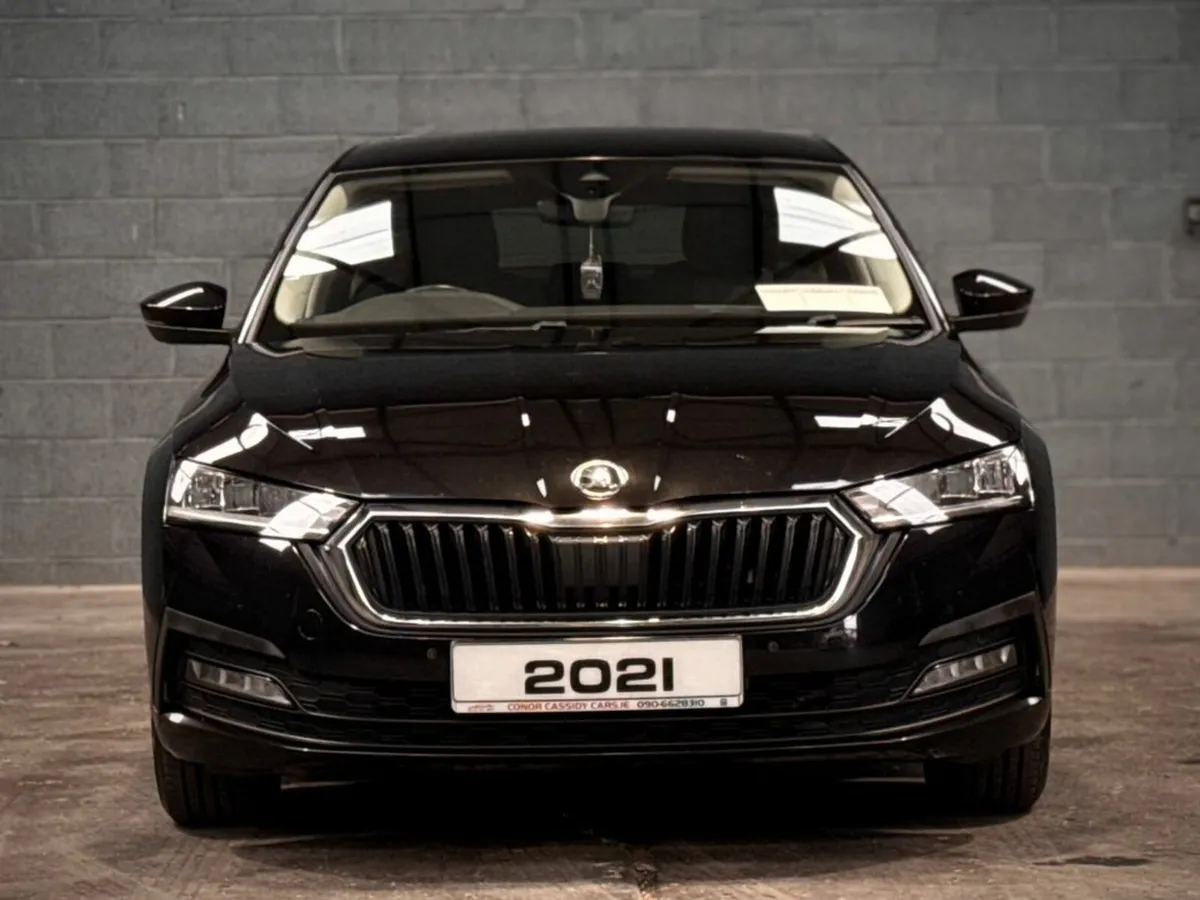 Skoda Octavia SE TECHNOLOGY TDI // 12 MONTH WARRAN - Image 2