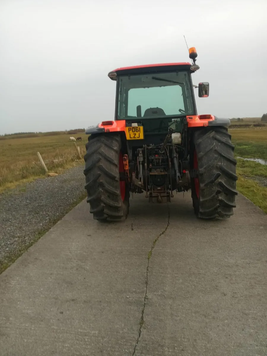 2012 Kubota M108S - Image 2