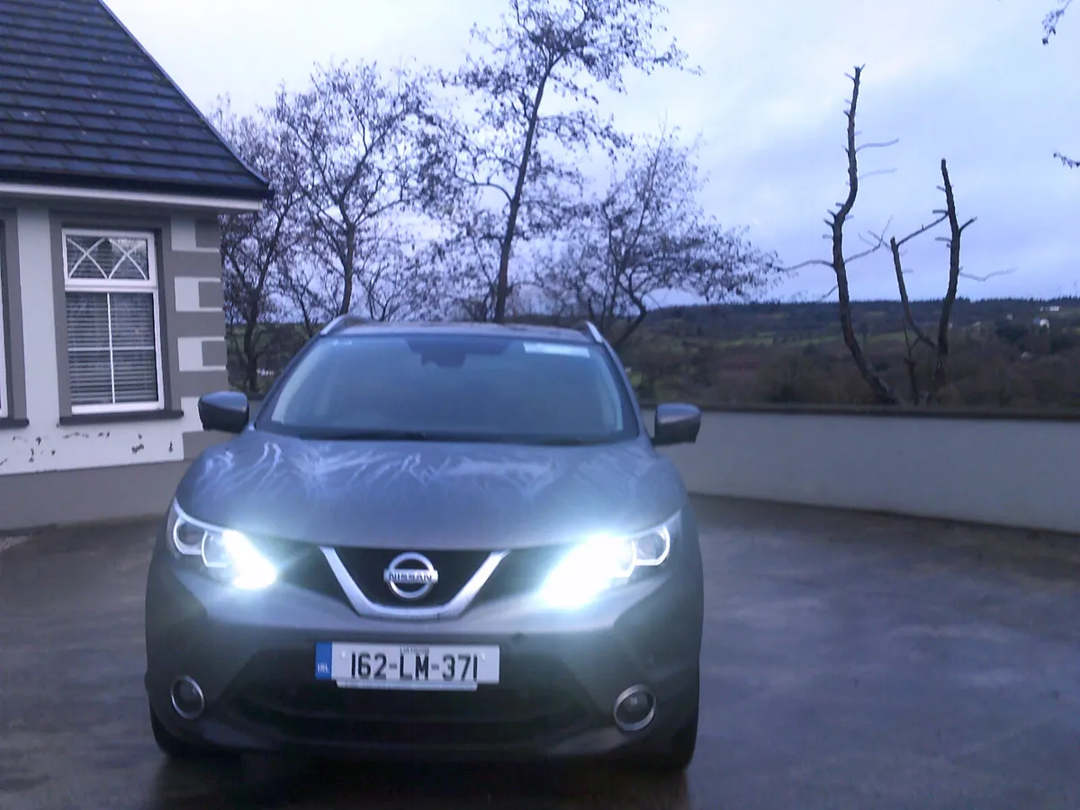 Nissan Qashqai 2016--HIGH SPEC - Image 2