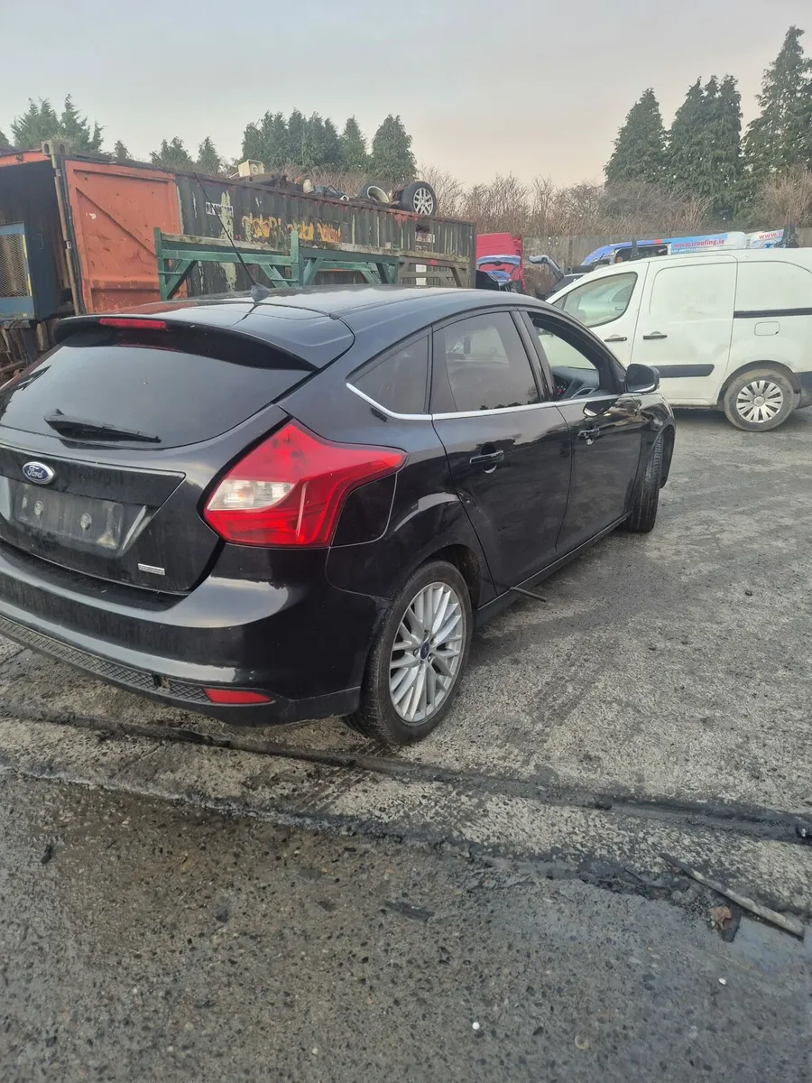 Ford Focus - Breaking only - Image 2