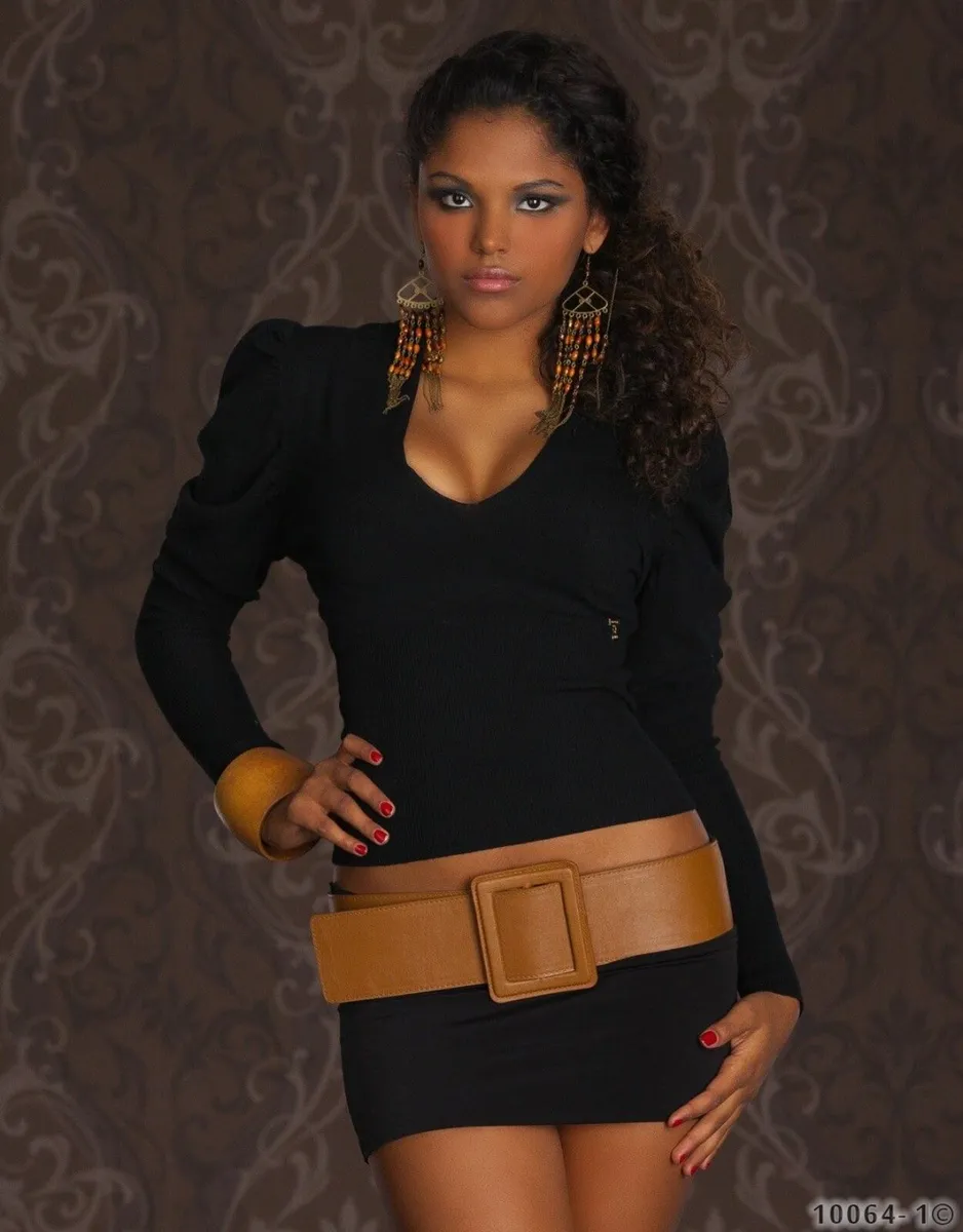 navy knitted top with puffer shoulder size fits s - Image 2