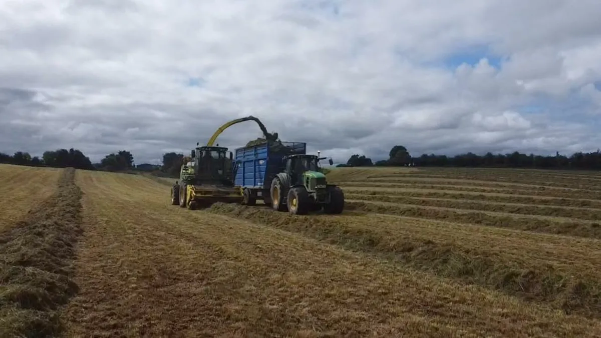 John deere 7450 - Image 1