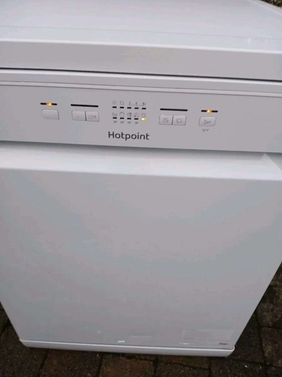 Hotpoint dishwasher as new - Image 1