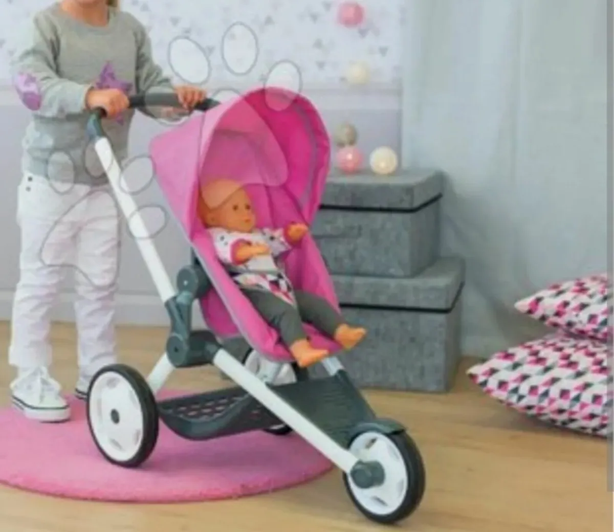 Quinny buzz doll buggy